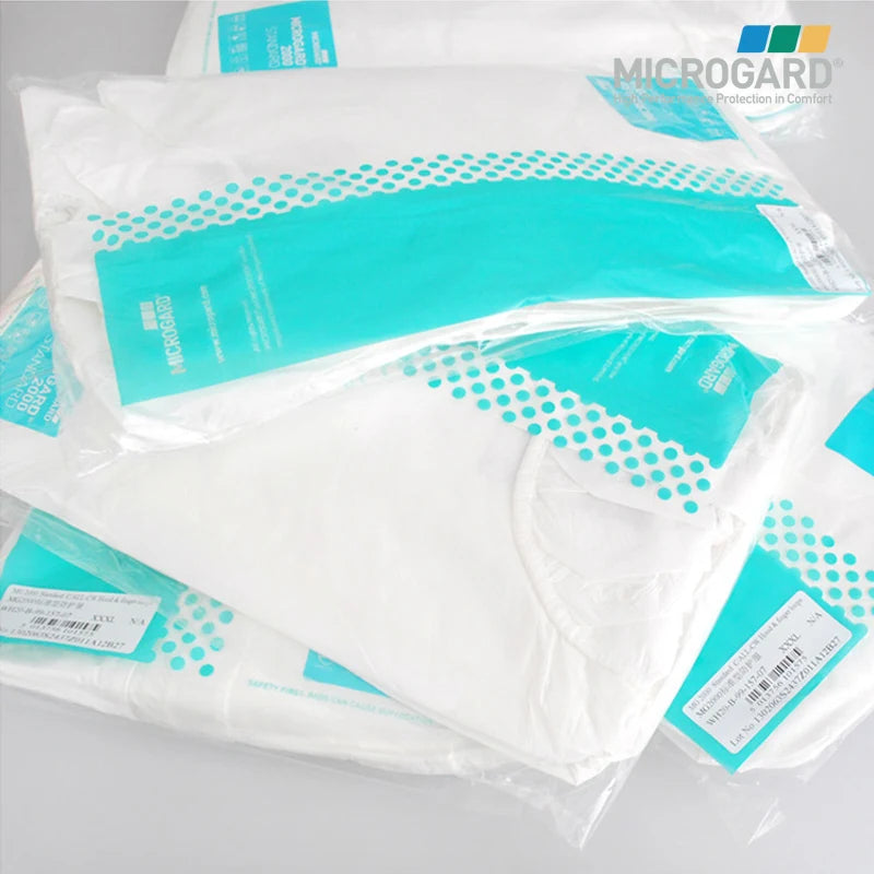 Chemical Coveralls Full Body Siamese with Hood Protective Clothing SMS Material Dust-Proof and Anti-Static Laboratory Sets