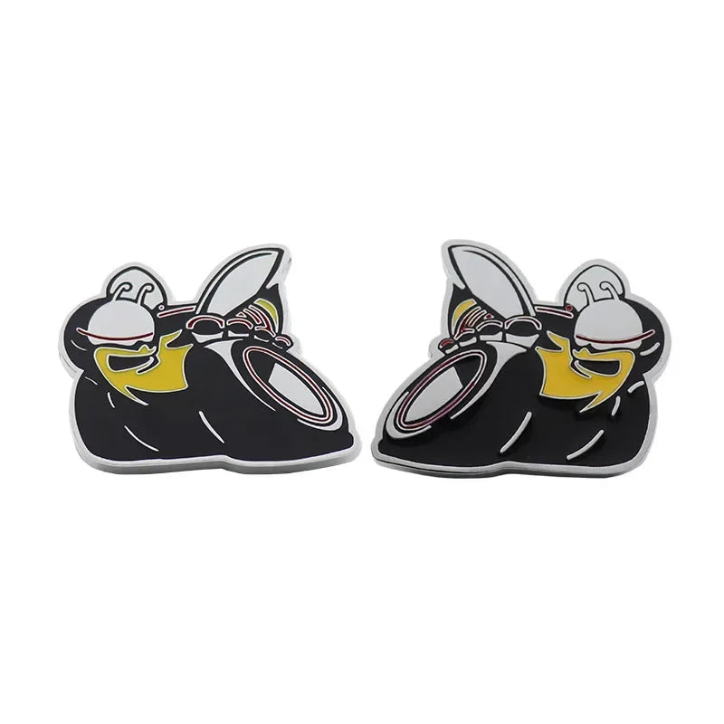 3D Bee Design Fender Sticker Pair for 6.4L Cars