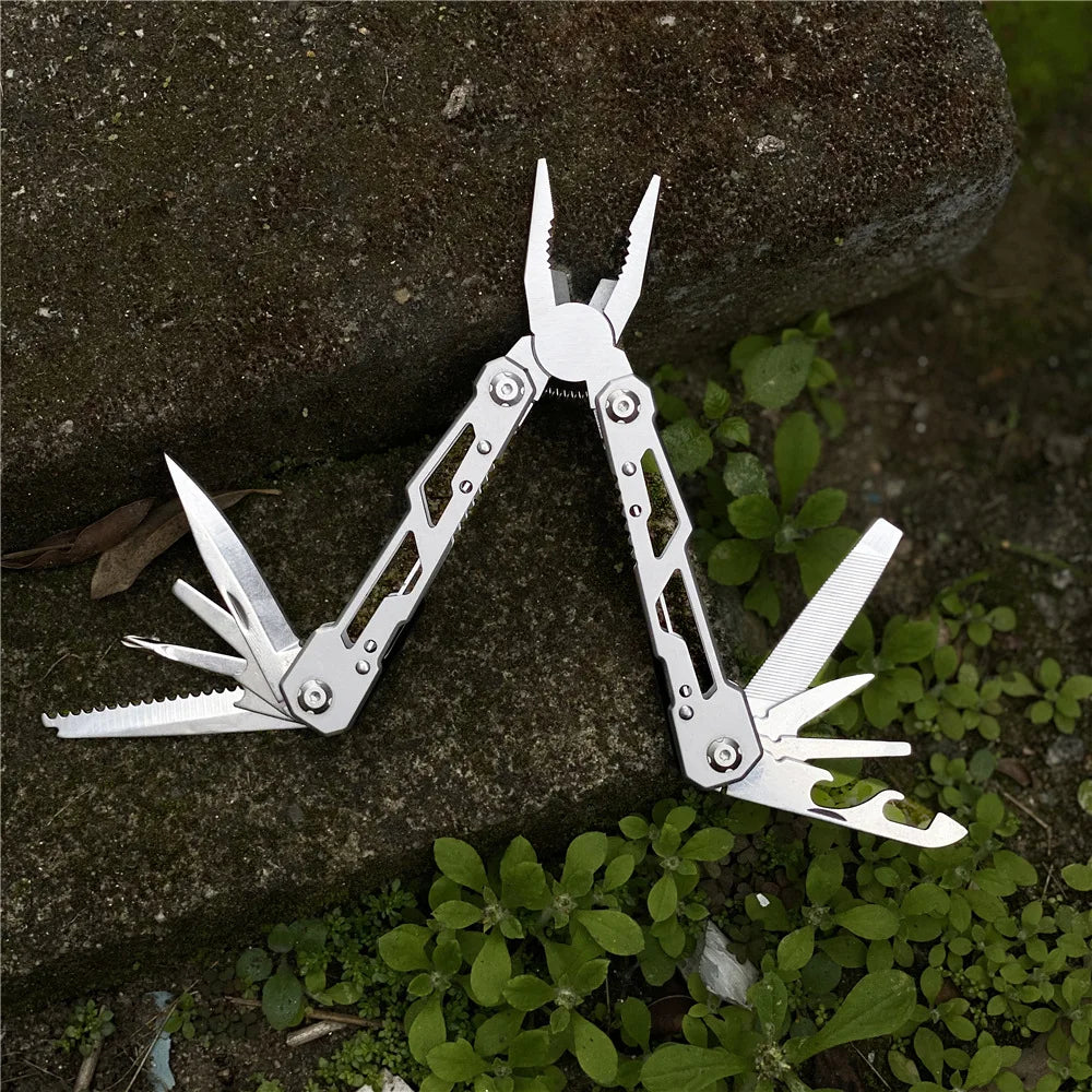 Heavy-Duty Multifunction Tactical Pliers, 420HC Stainless Steel EDC Folding Tool with Nylon Sheath, Gift for Men Dad Husband