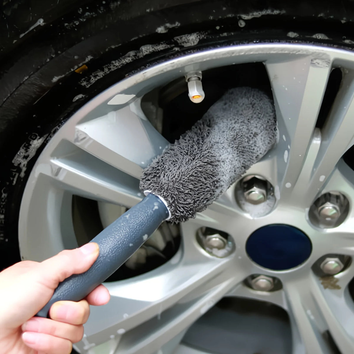 Microfiber Wheel and Rim Cleaning Brush