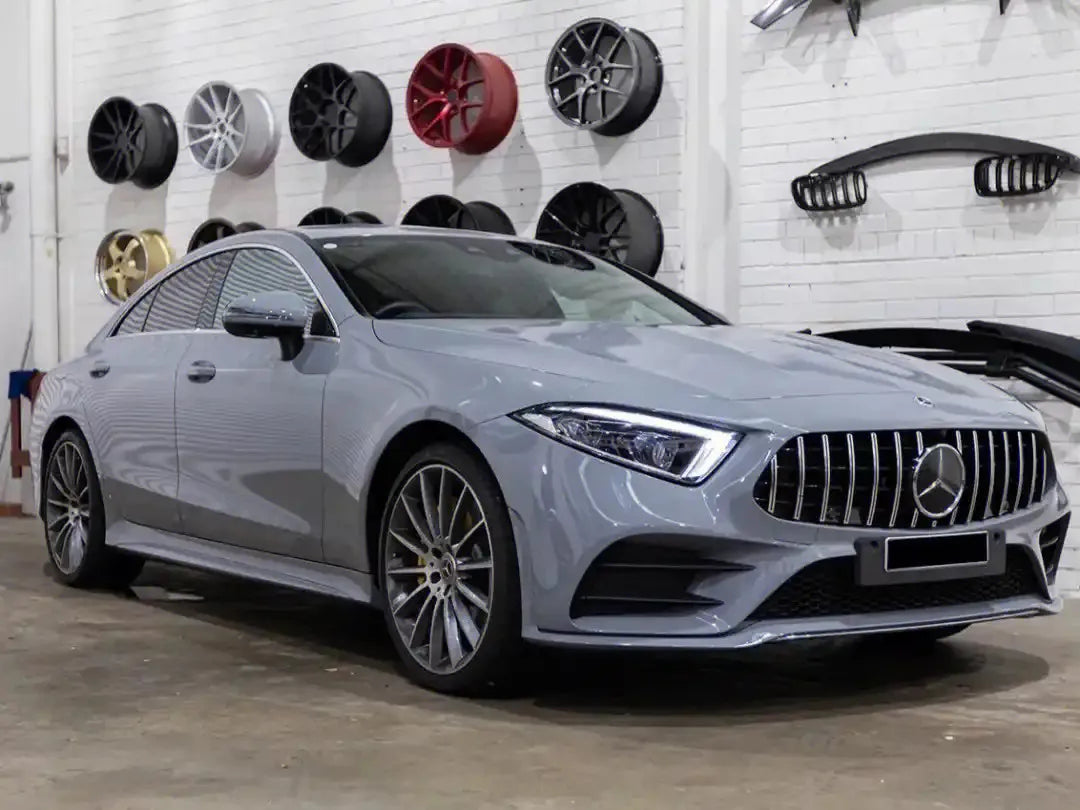 High Gloss Grey Vinyl Wrap – Car, Motorcycle & DIY - image 5