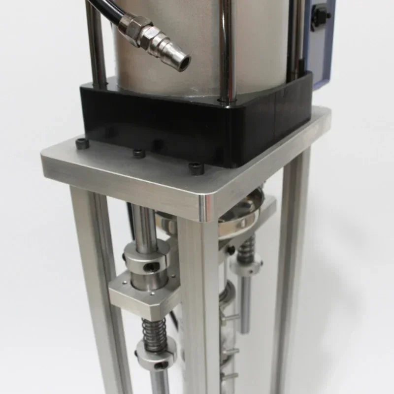 Desktop injection moulding machine, vertical plastic moulder with 20g to 50g shot