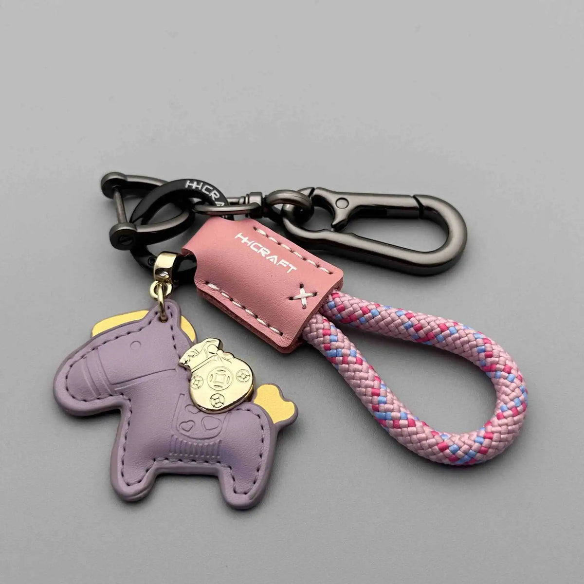 1PC Genuine Leather Car Keychain Minimalist Key Holder with Premium Strap Durable Key Ring for Men Women Couple Gift