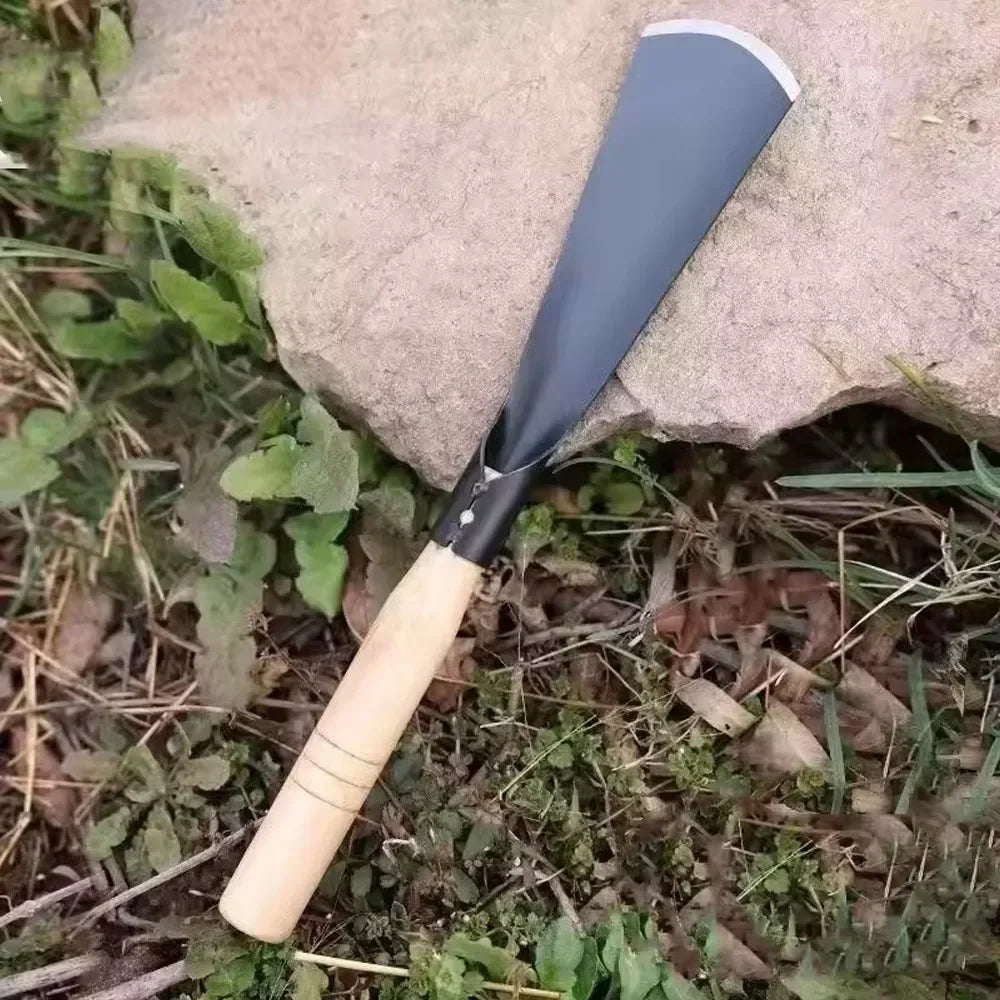 Versatile Garden Shovel with Sturdy Iron Hoe for Planting Weeding and Loosening Soil
