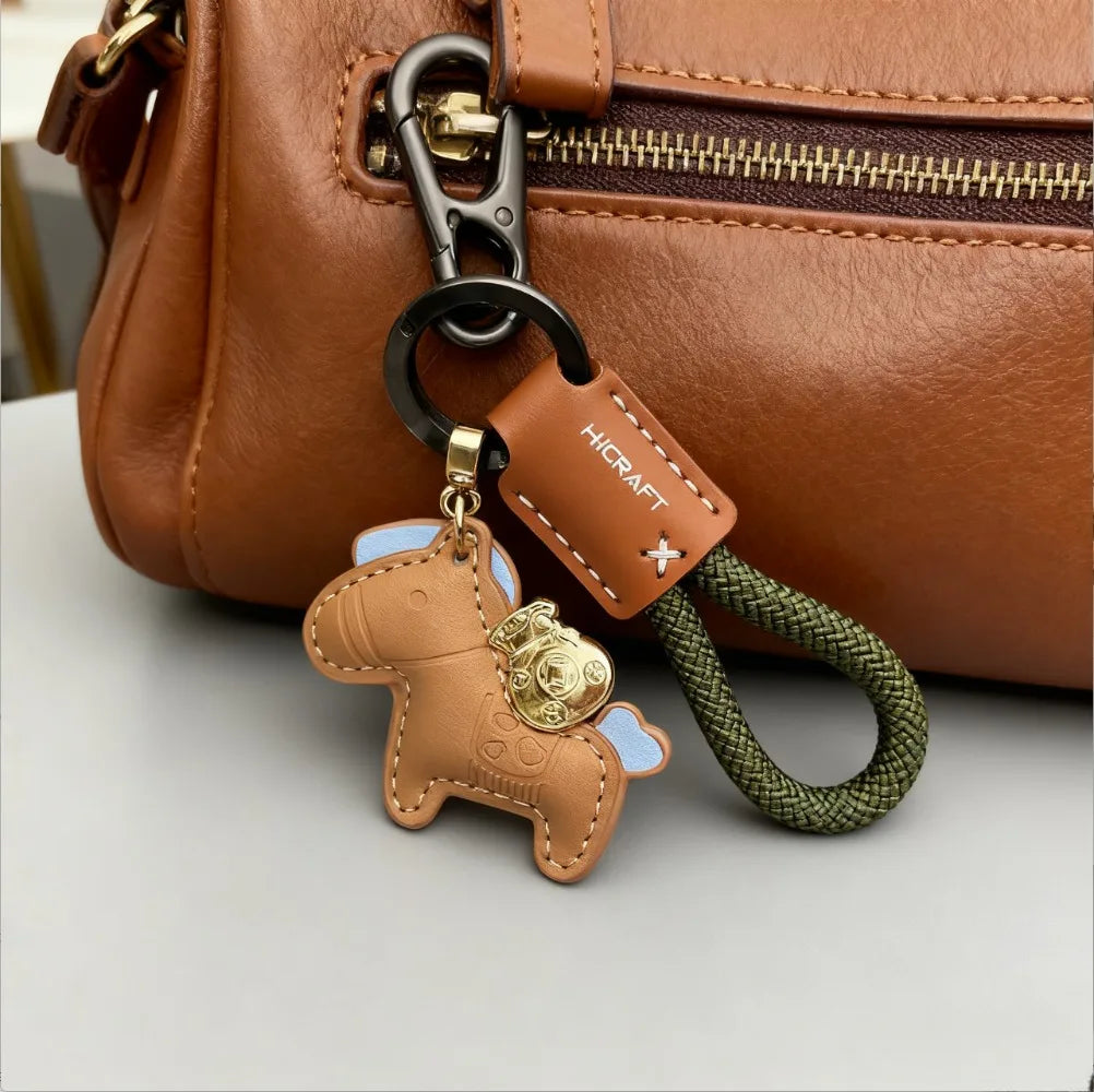 1PC Genuine Leather Car Keychain Minimalist Key Holder with Premium Strap Durable Key Ring for Men Women Couple Gift