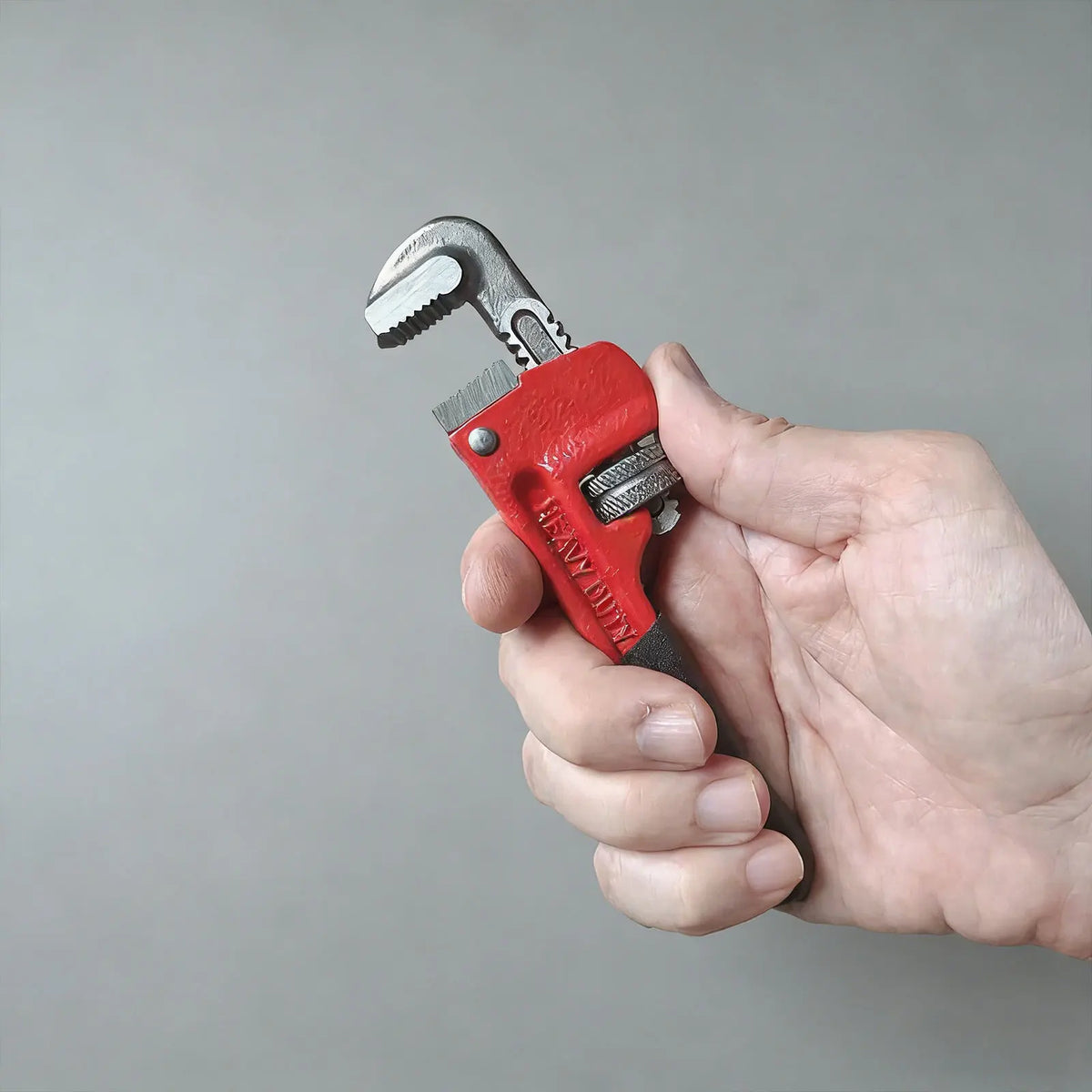 【6" Heavy-Duty Pipe Wrench】Adjustable Chromium-Vanadium Plumber Wrench – Floating Hook Jaw I-Beam Handle Red