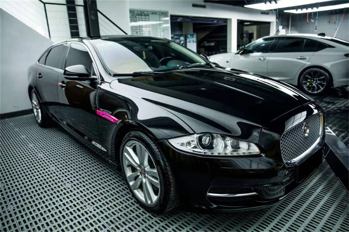 Glossy Black Vinyl Wrap Film 30x152cm – Air Release Car Wrap - image 2