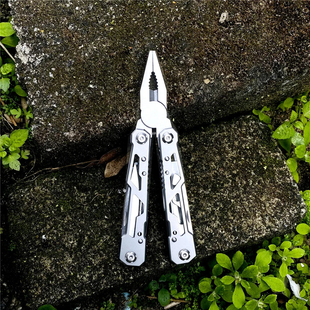 Heavy-Duty Multifunction Tactical Pliers, 420HC Stainless Steel EDC Folding Tool with Nylon Sheath, Gift for Men Dad Husband