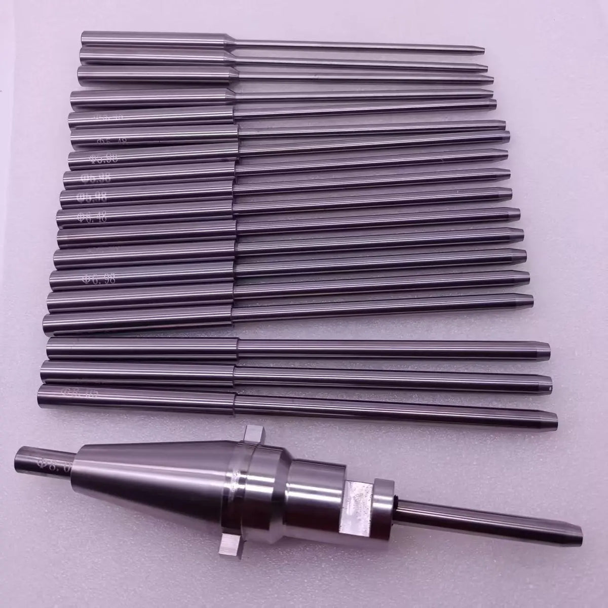 Carbide Valve Guide Pilot 9.52mm Shank 6.48-8.48mm - Serdi CL 190L - image 2